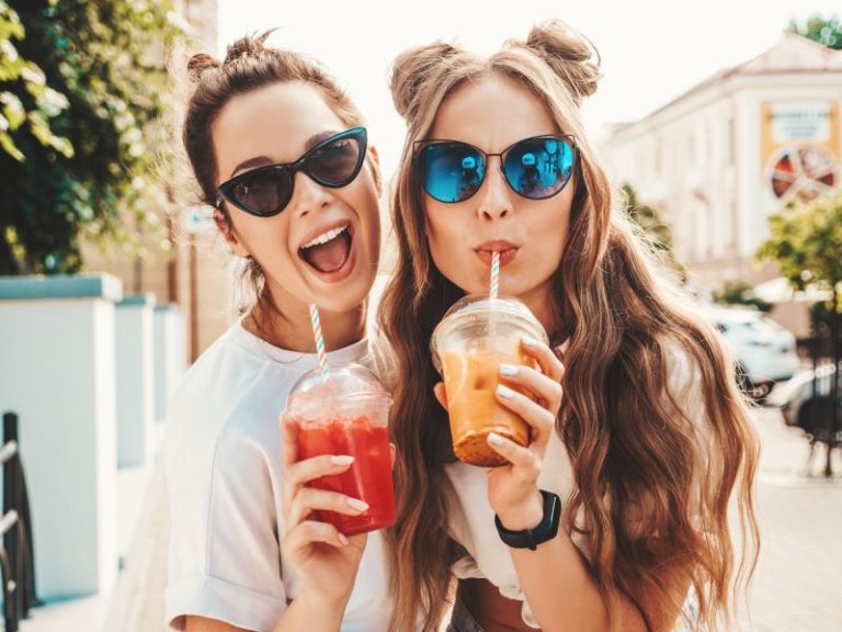 should-you-drink-through-a-straw-to-protect-your-teeth